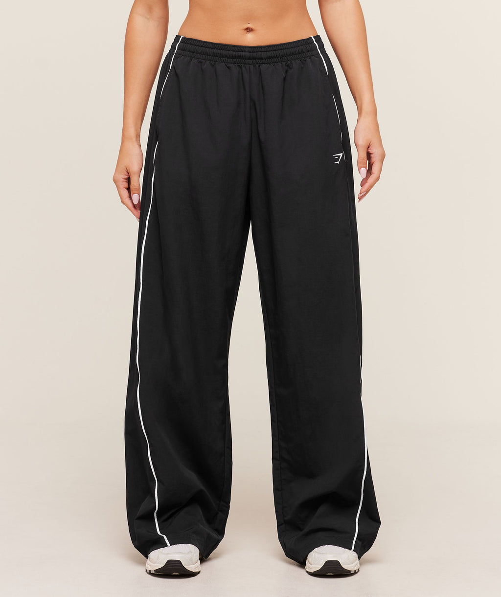 gymshark-wordmark-track-pants-pants-black-aw25