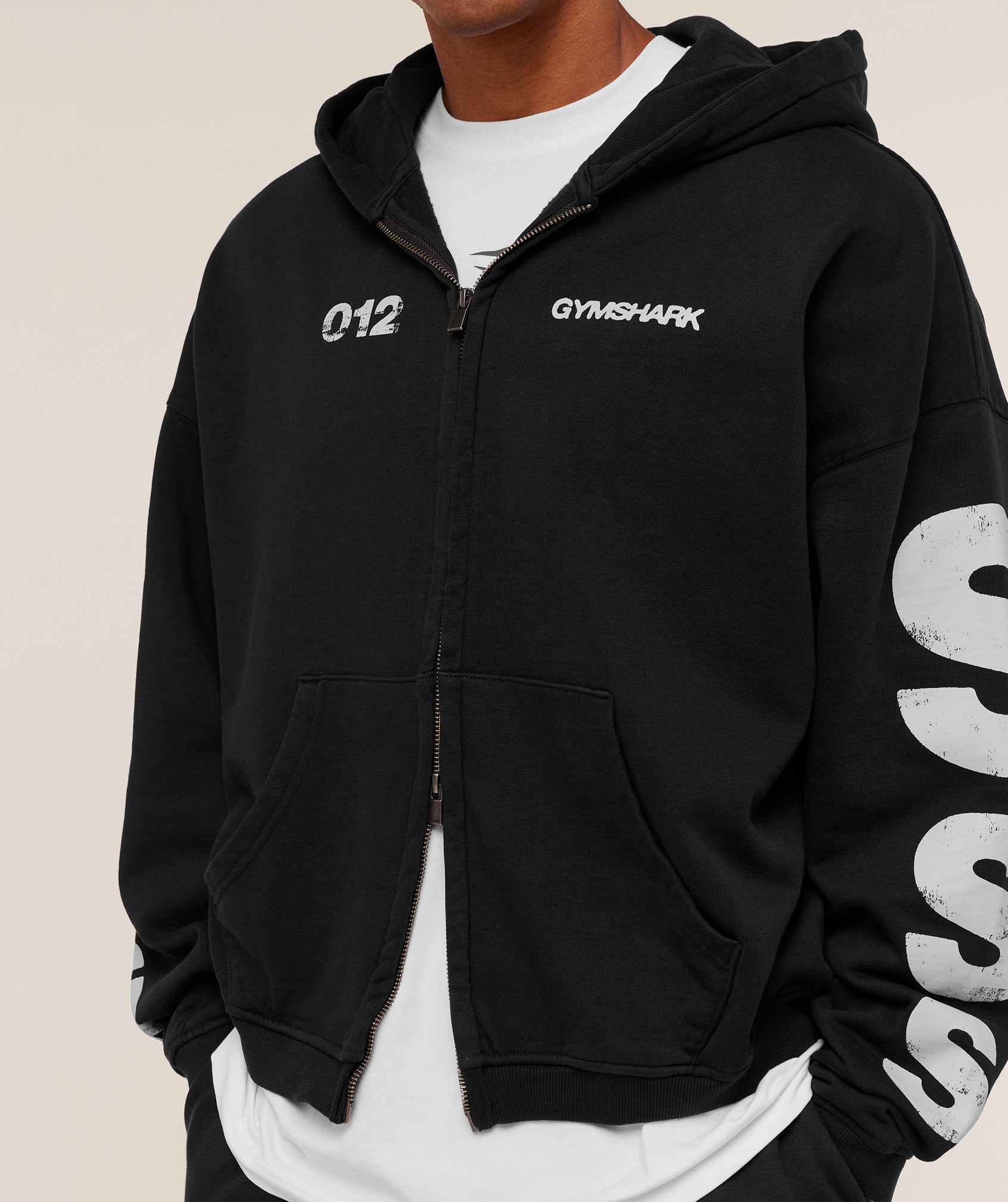 gymshark-strength-of-tomorrow-zip-up-hoodie-pullovers-black-aw25
