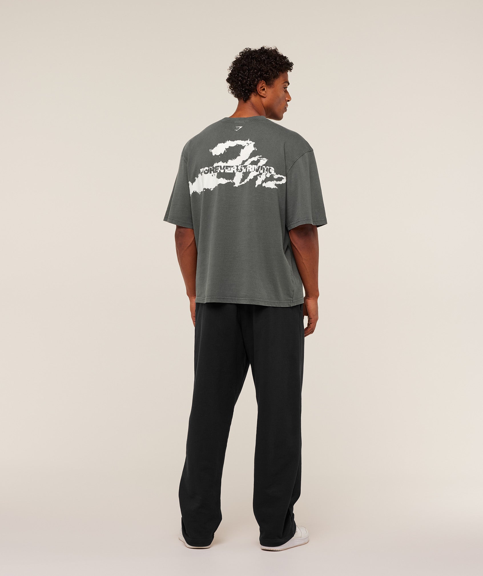gymshark-forever-striving-t-shirt-ss-tops-teal-aw25
