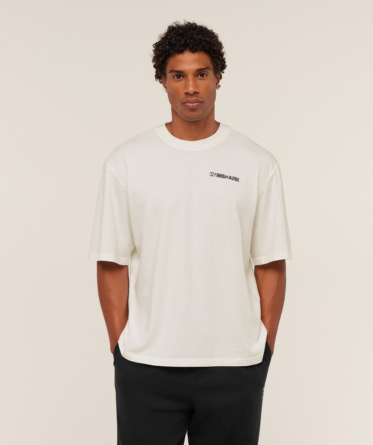 gymshark-forever-striving-t-shirt-ss-tops-white-aw25