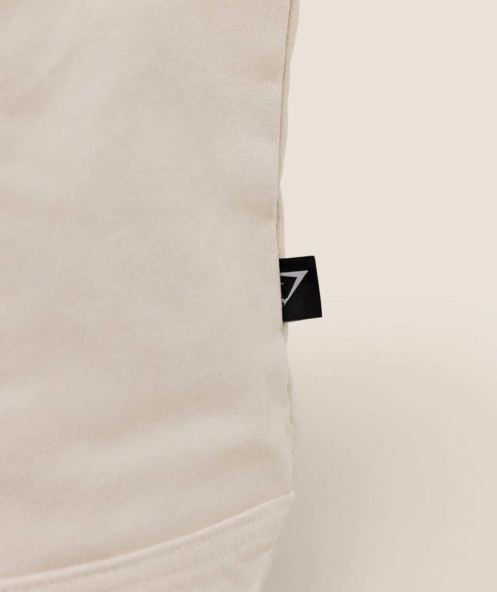 gymshark-gymshark-strength-graphic-tote-bag-bags-white-aw25