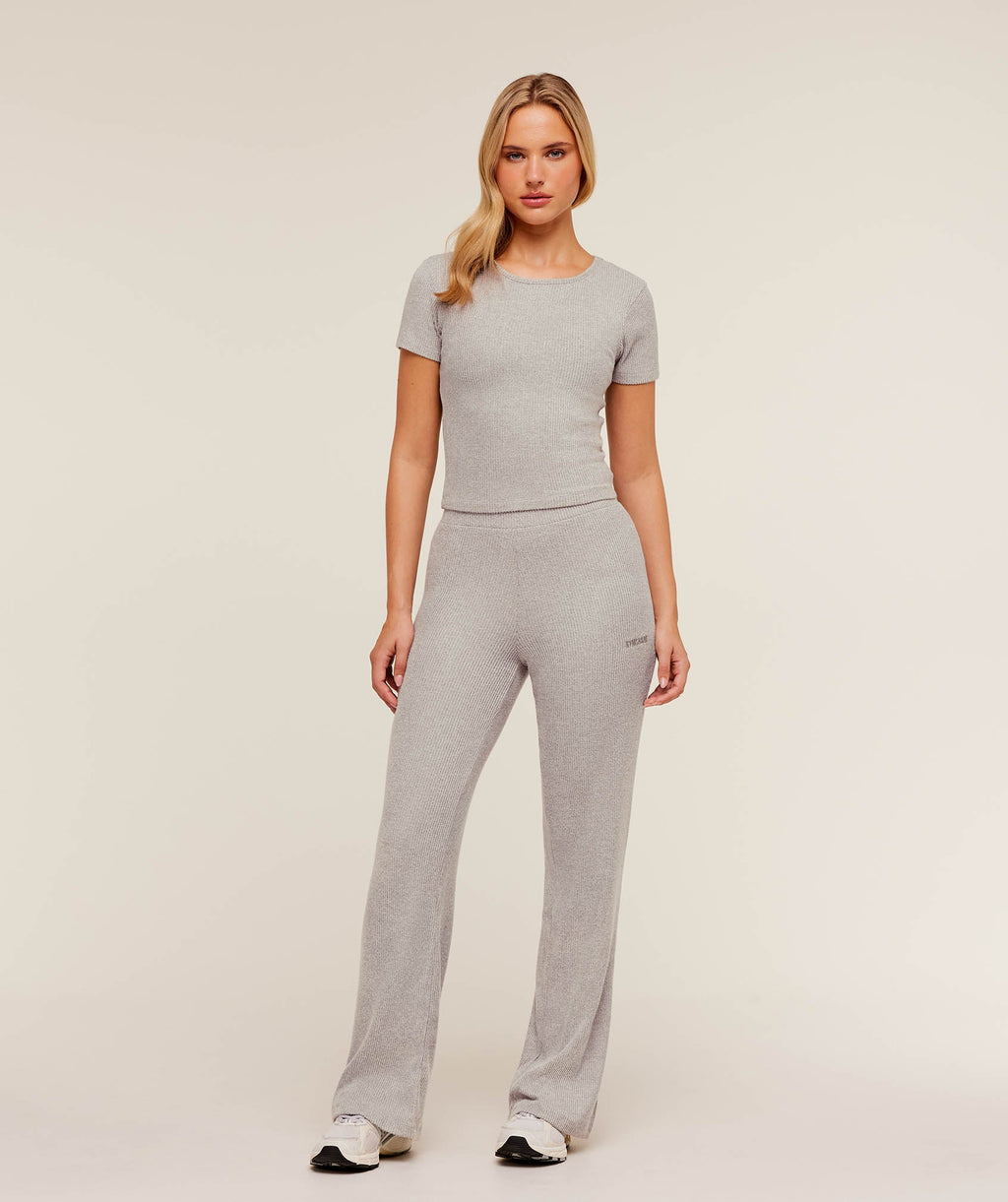gymshark-supersoft-straight-leg-pant-pants-1
