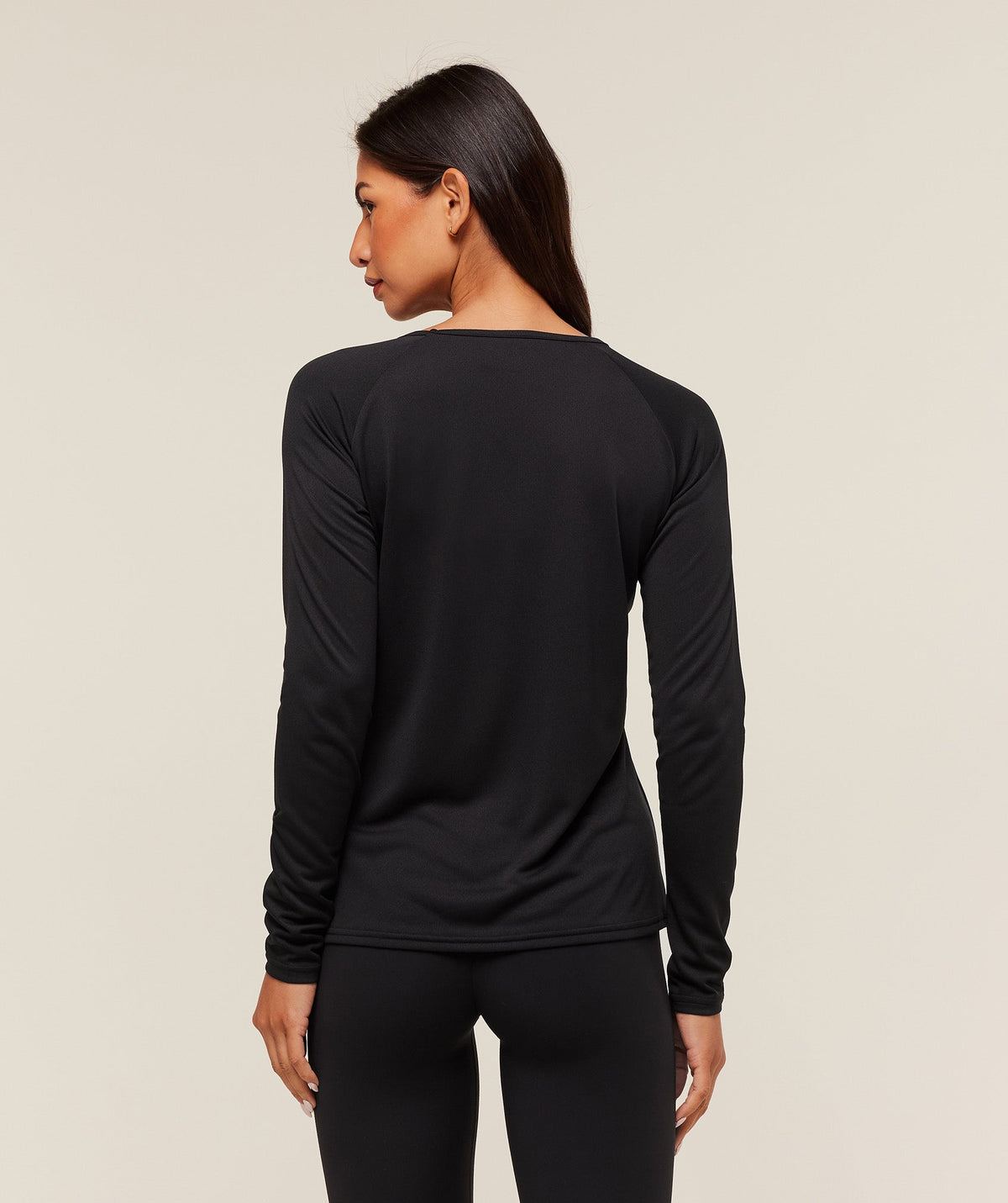 gymshark-training-long-sleeve-top-black-ss24