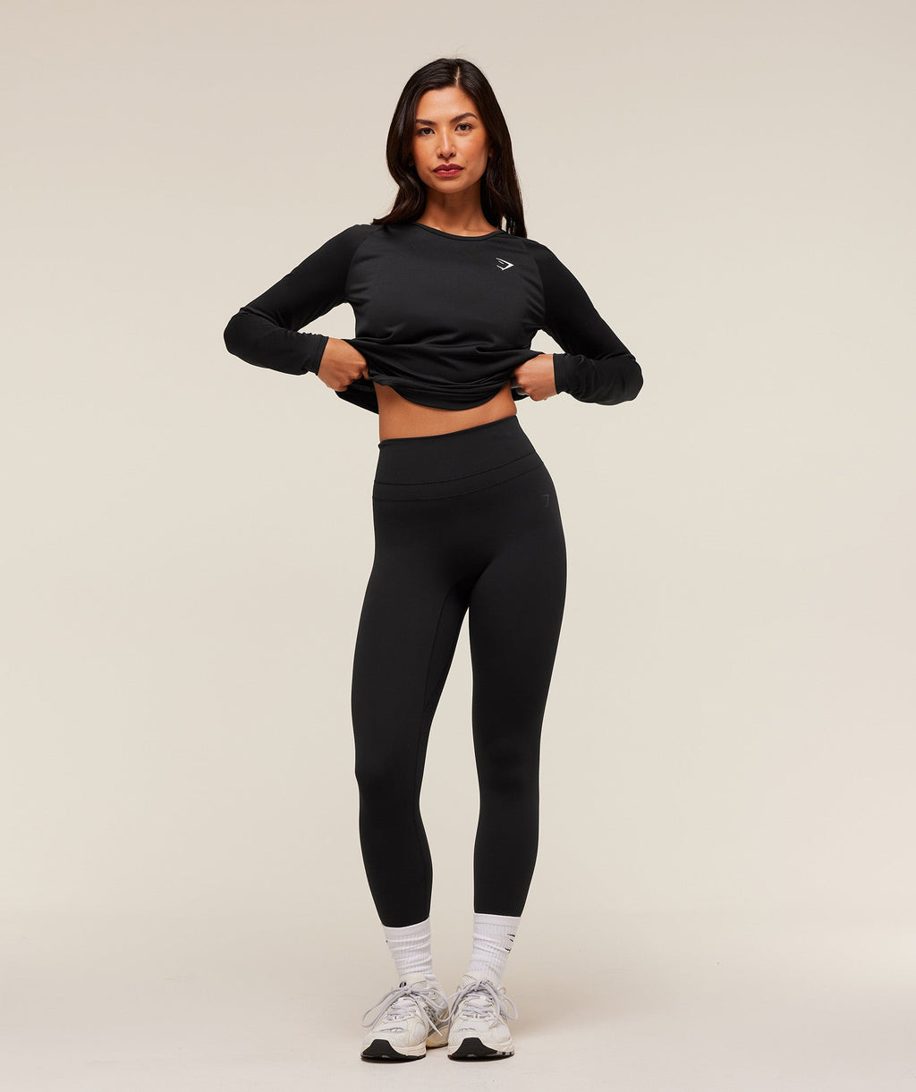 gymshark-training-long-sleeve-top-black-ss24