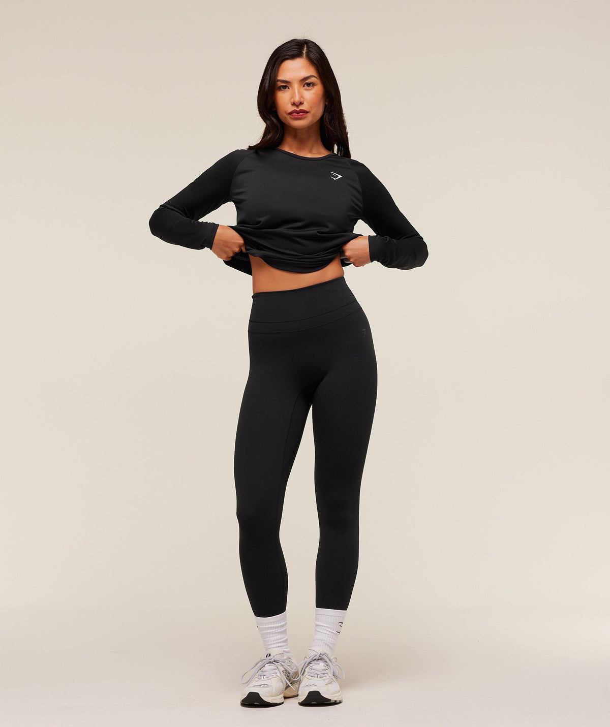 gymshark-training-long-sleeve-top-black-ss24