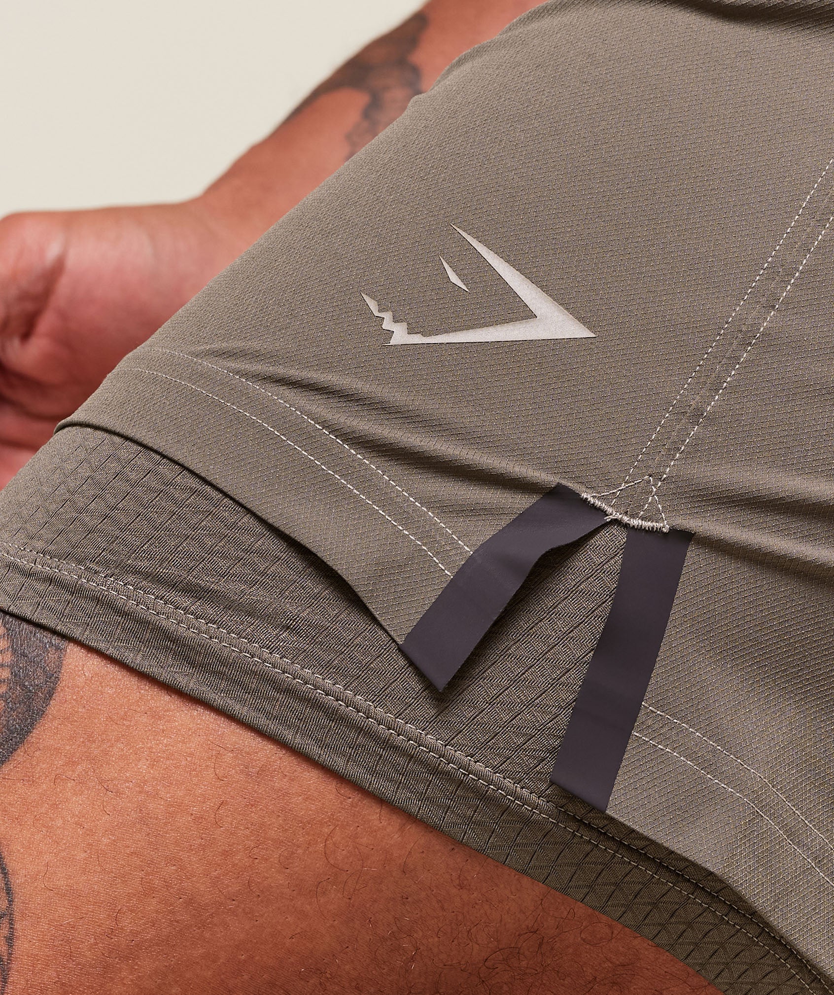 gymshark-tactical-6-short-shorts-brown-ss25
