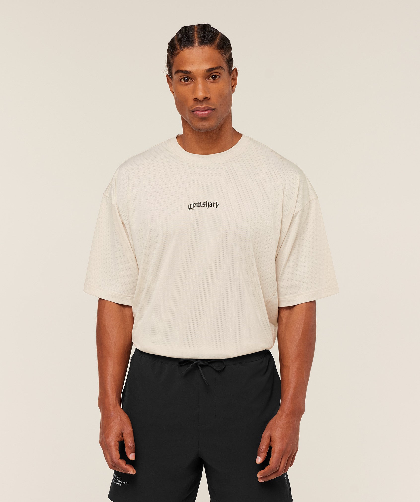 gymshark-tactical-oversized-t-shirt-ss-tops-white-aw25