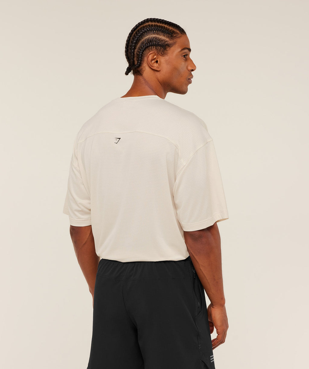 gymshark-tactical-oversized-t-shirt-ss-tops-white-aw25