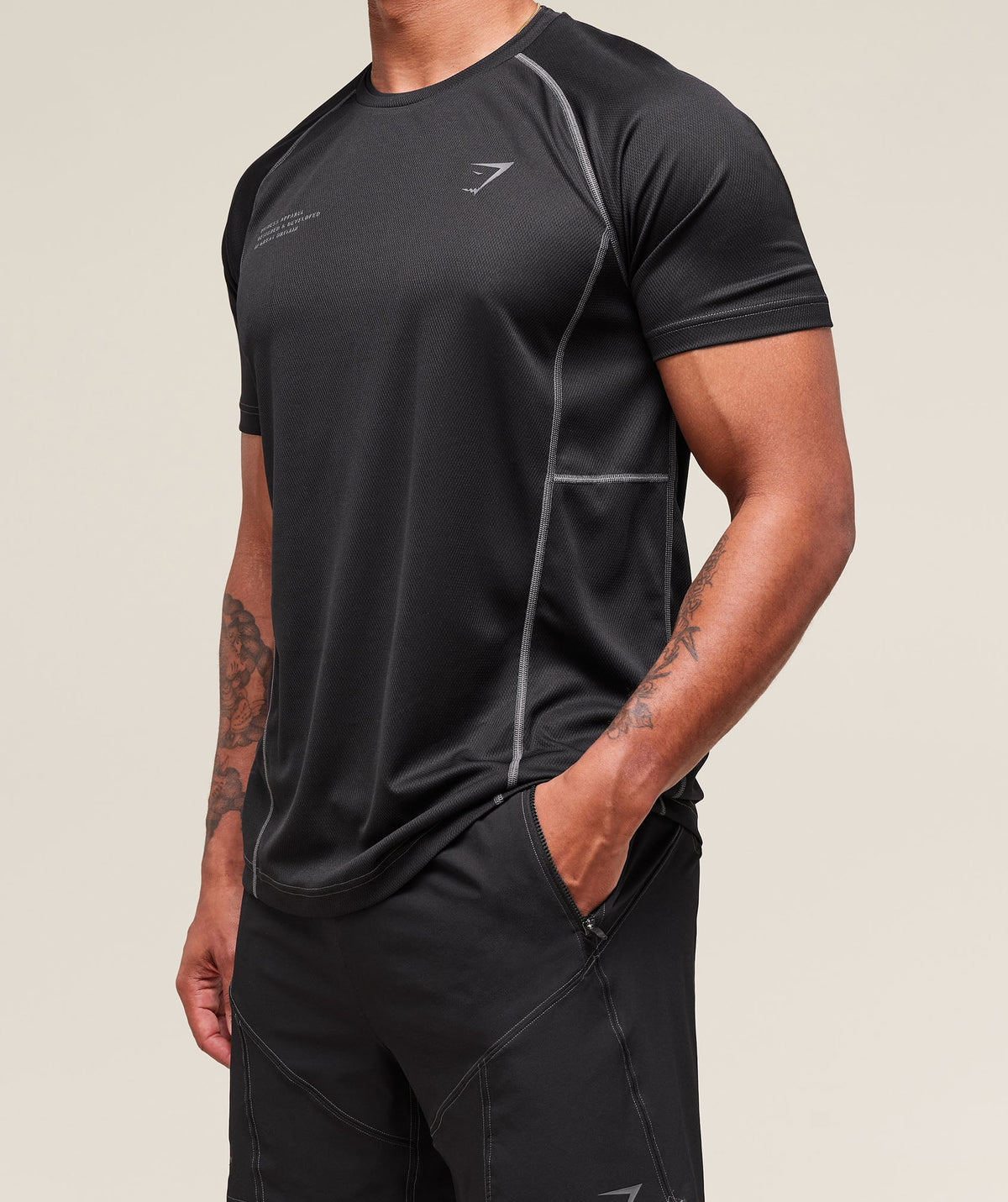 gymshark-tactical-t-shirt-ss-tops-black-ss25