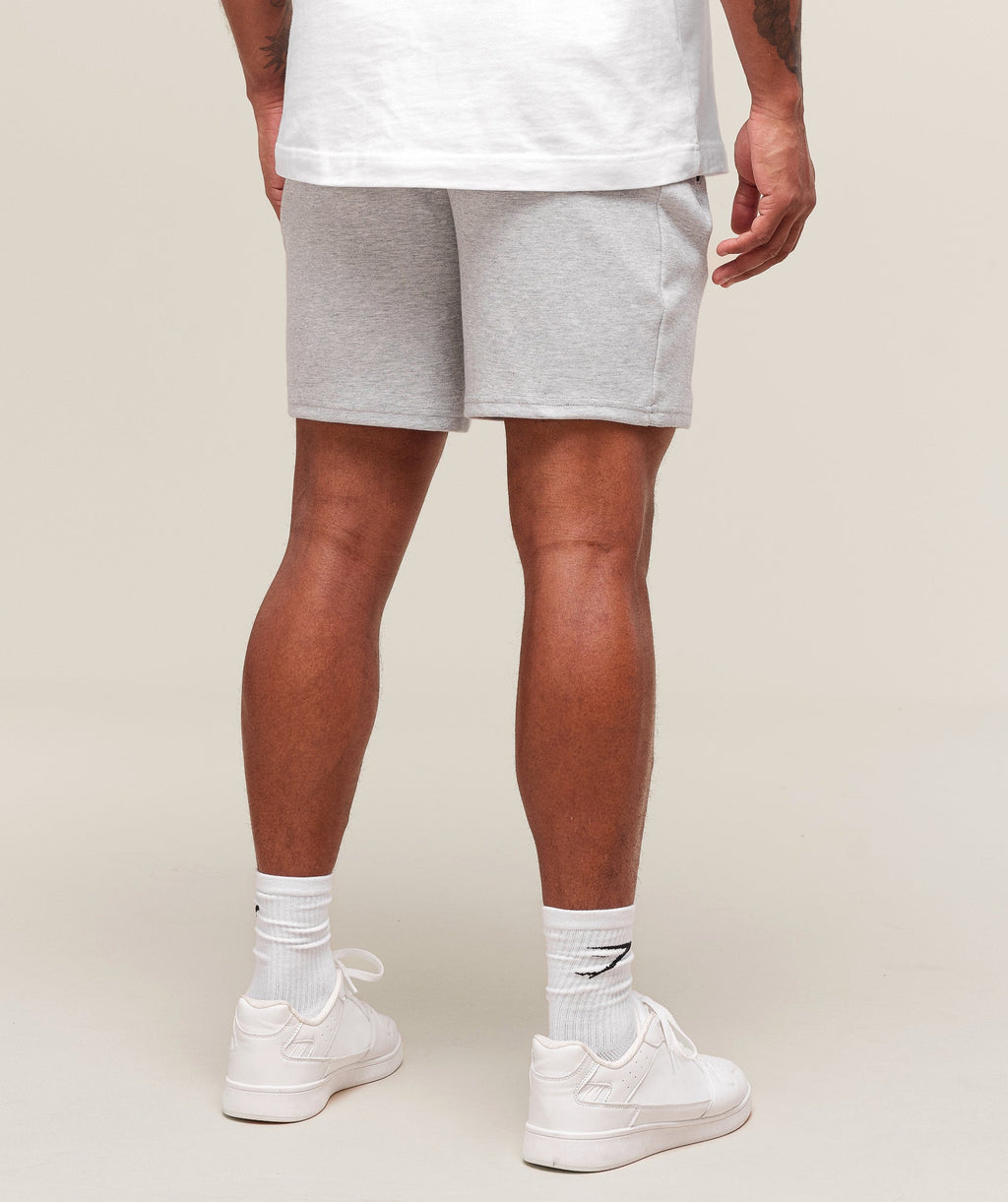 gymshark-interlock-tech-6-shorts-shorts-grey-ss25-1