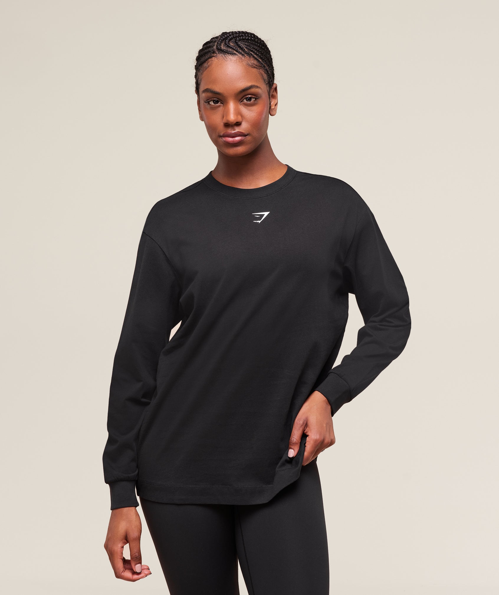 gymshark-trace-graphic-long-sleeve-top-ls-tops-black-ss25