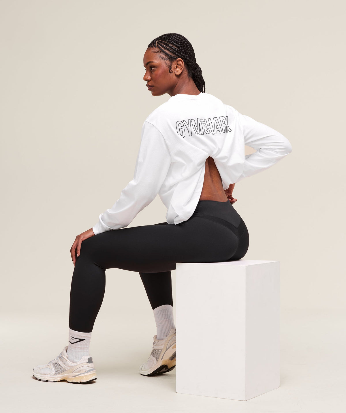 gymshark-trace-graphic-long-sleeve-top-ls-tops-white-ss25