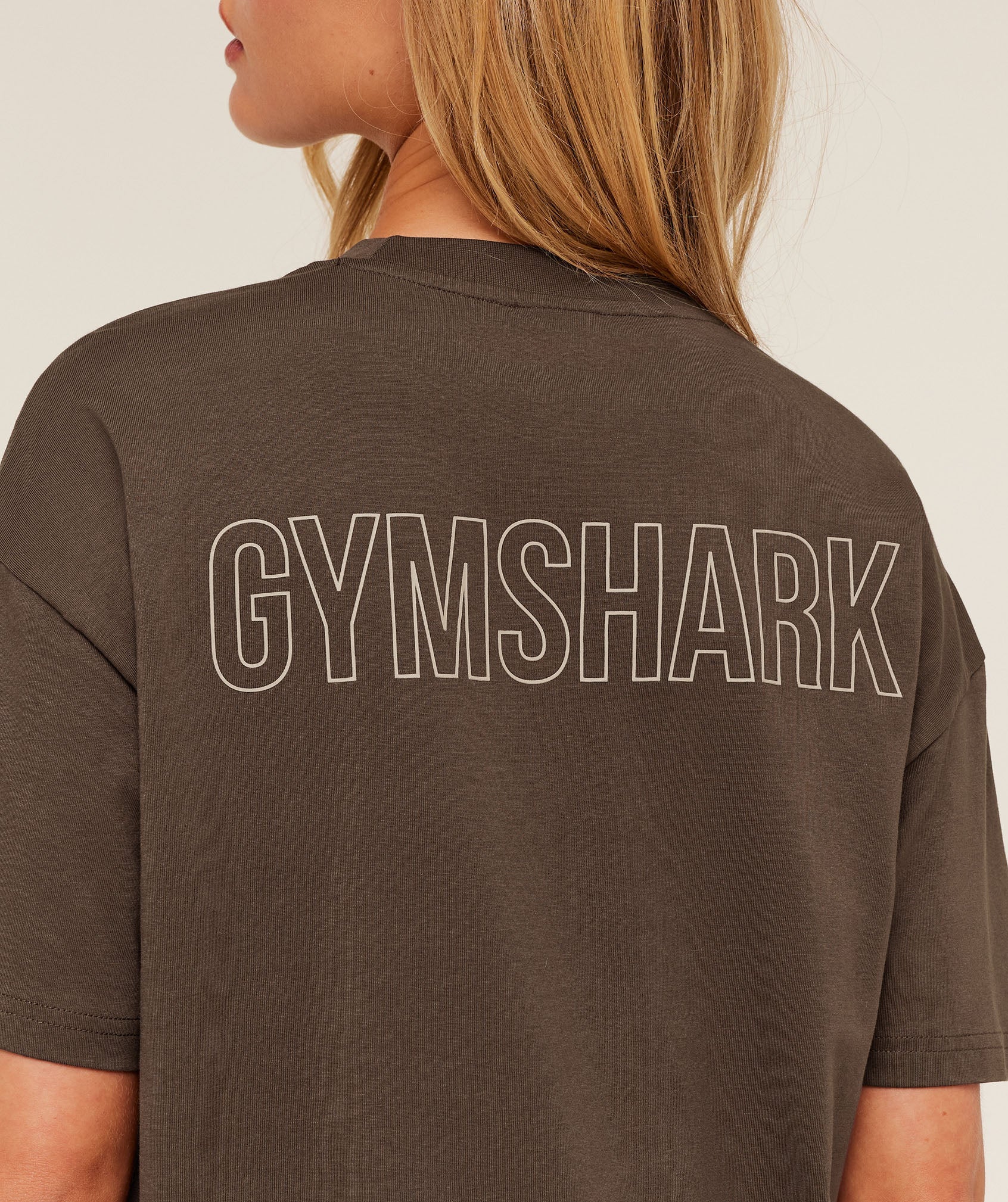 gymshark-trace-graphic-oversized-t-shirt-ss-tops