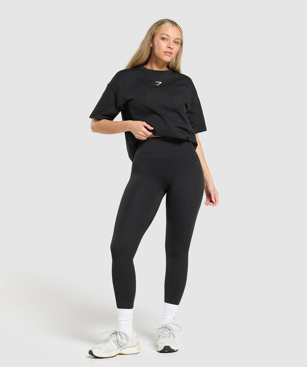 gymshark-trace-graphic-oversized-t-shirt-ss-tops-black-ss25