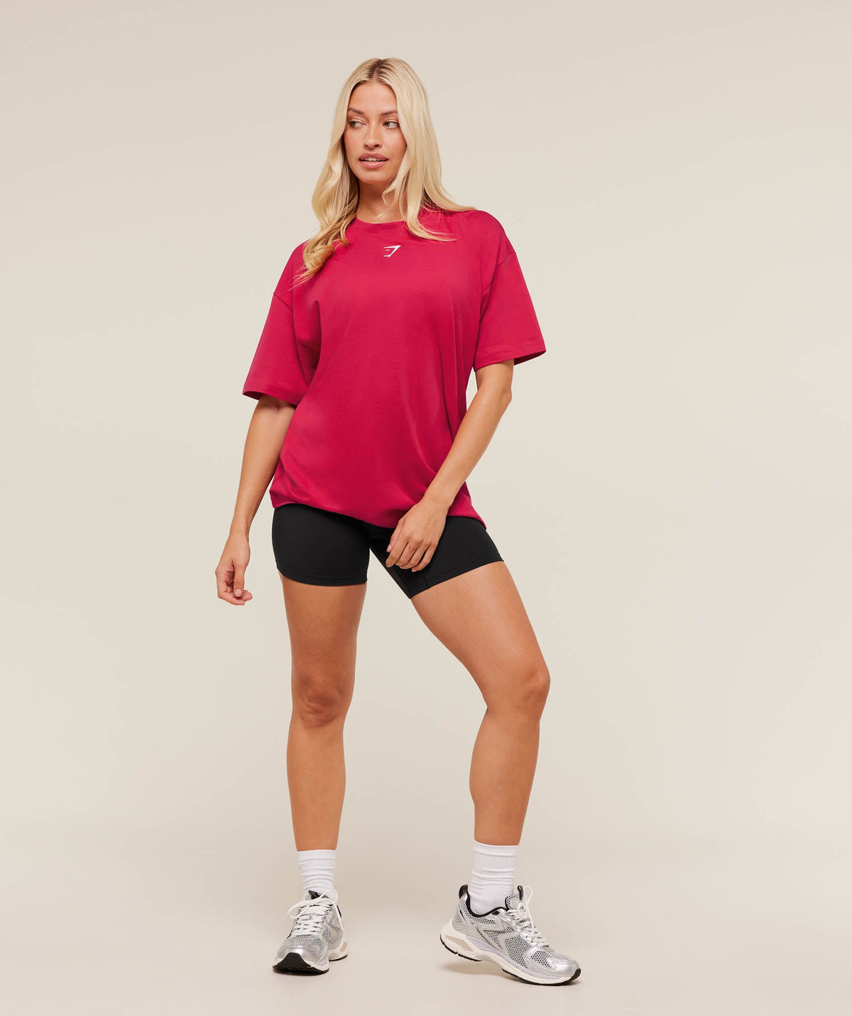 gymshark-trace-graphic-oversized-t-shirt-ss-tops-pink-aw25
