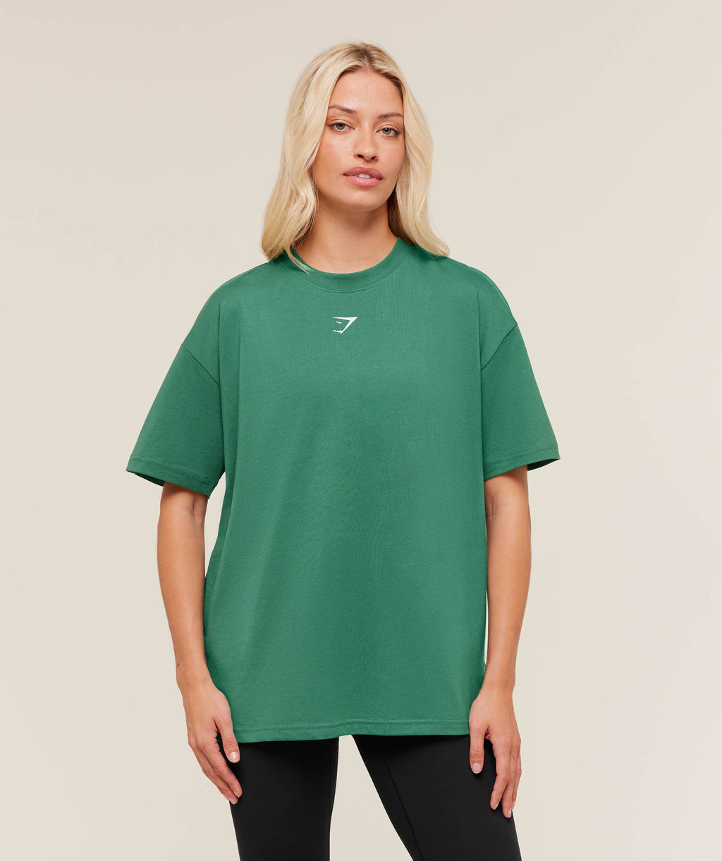 gymshark-trace-graphic-oversized-t-shirt-ss-tops-green-aw25