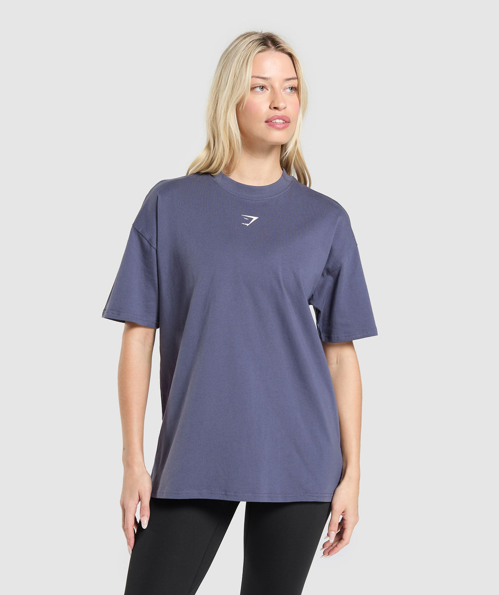 gymshark-trace-graphic-oversized-t-shirt-ss-tops-purple-ss25