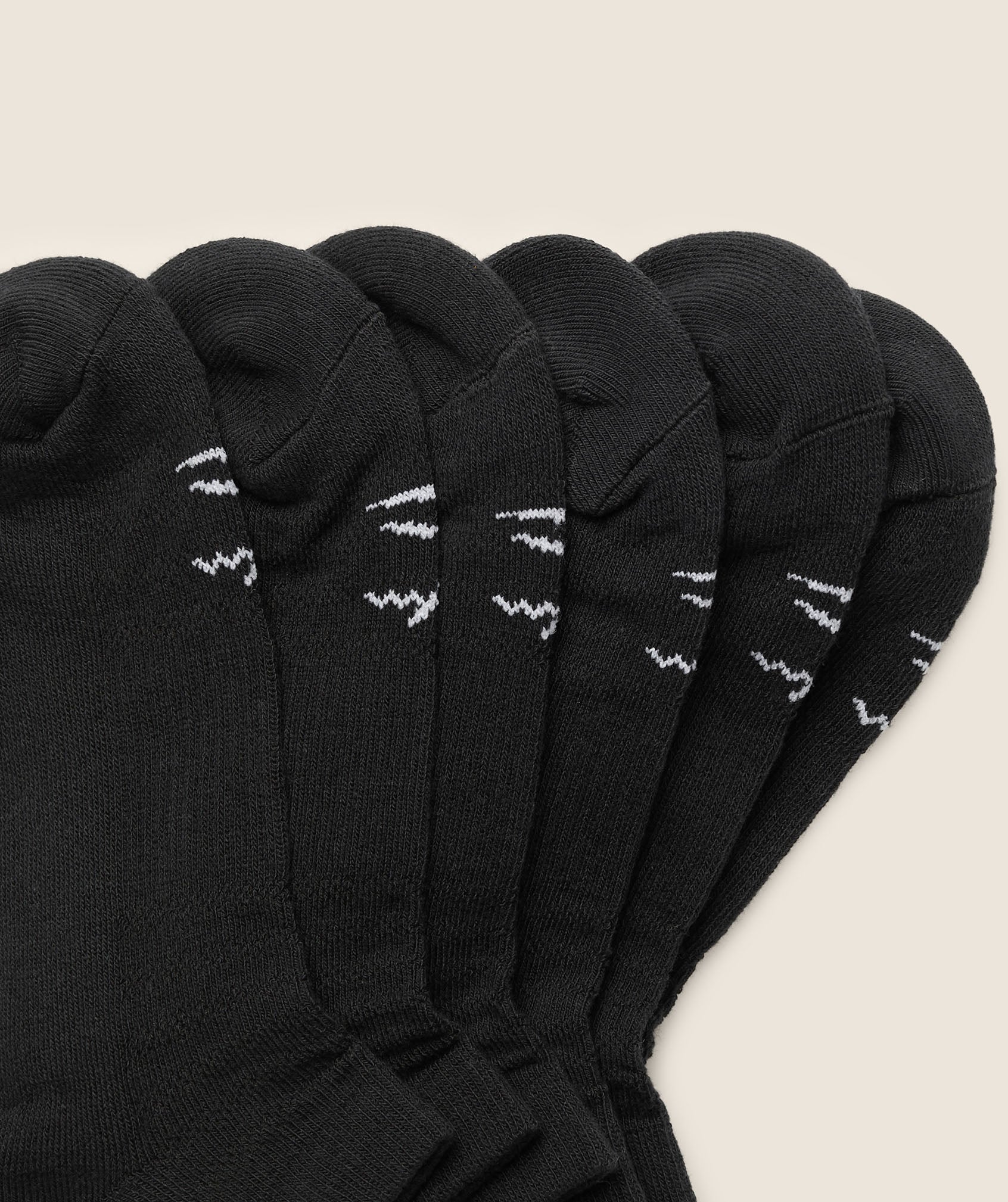 gymshark-trainer-socks-3pk-black-ss25