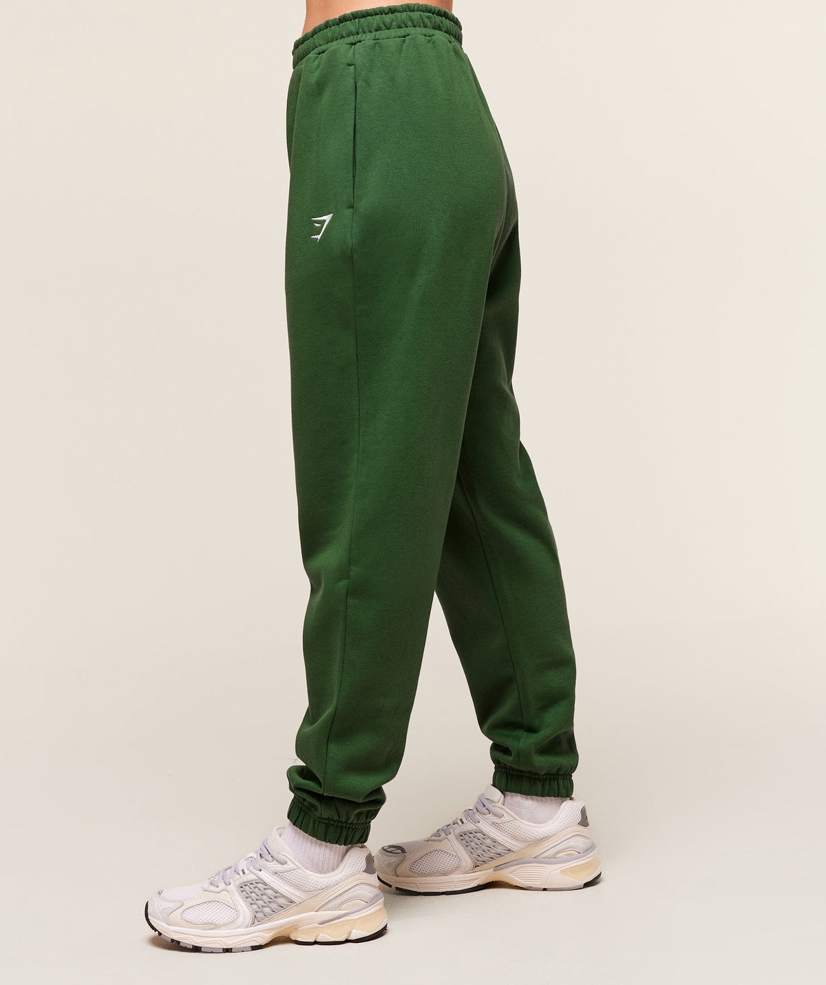 gymshark-training-fleece-jogger-pants-green-aw25