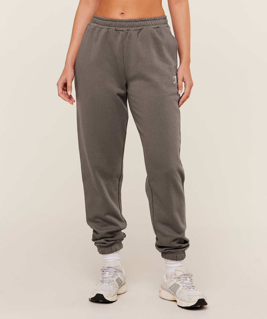 gymshark-training-fleece-joggers-pants
