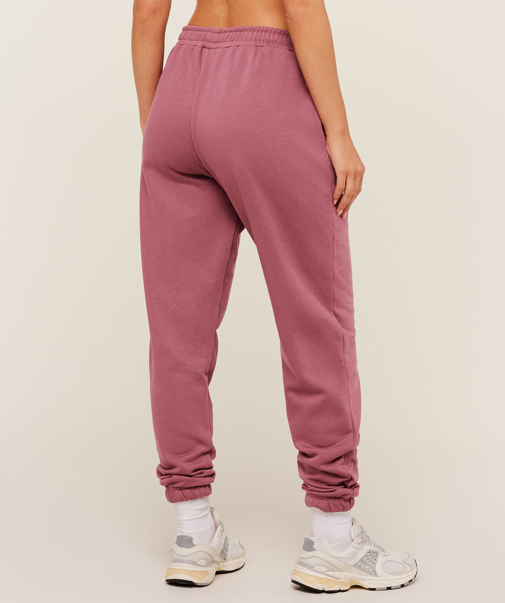 gymshark-training-fleece-joggers-pants-pink-ss26