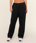 gymshark-training-fleece-straight-leg-joggers-black-ss25