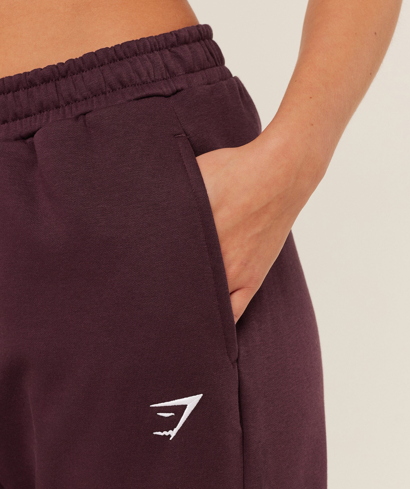 gymshark-training-fleece-straight-leg-jogger-pants-purple-ss26