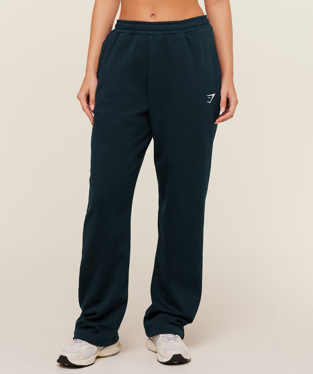 gymshark-training-fleece-straight-leg-jogger-pants