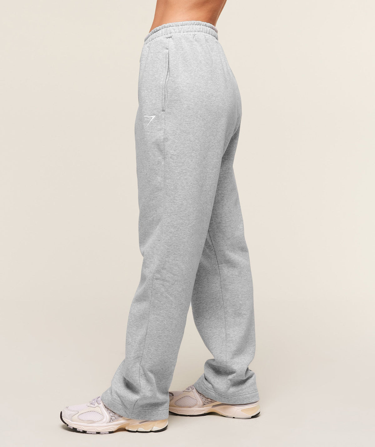 gymshark-training-fleece-straight-leg-jogger-pants-grey-aw25