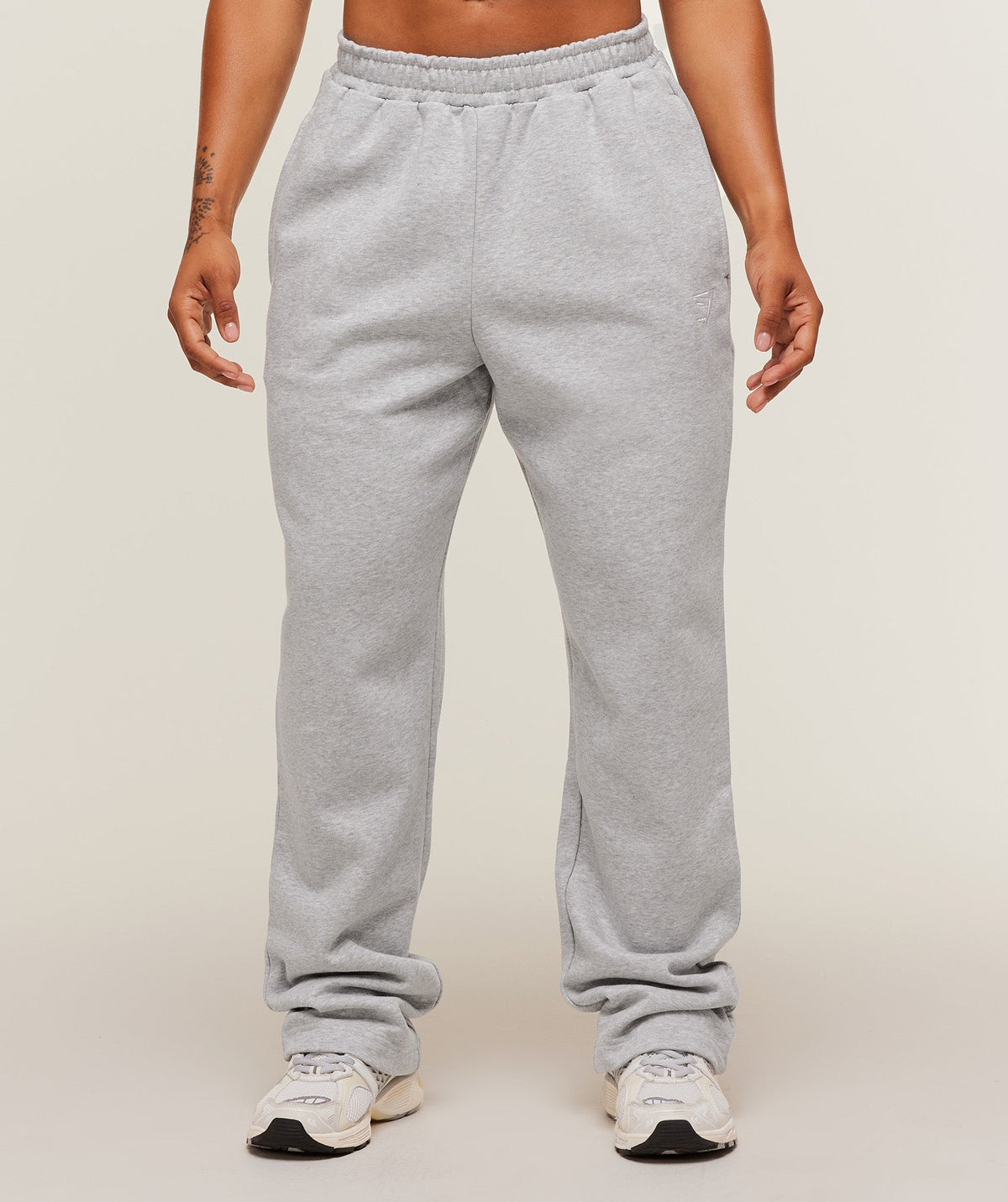 gymshark-training-fleece-straight-leg-short-pant-pants-grey-aw25
