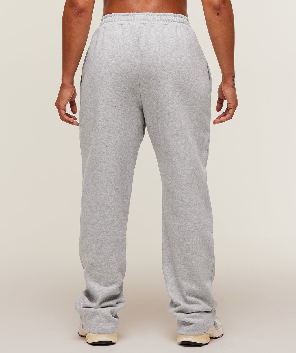 gymshark-training-fleece-straight-leg-short-pant-pants-grey-aw25