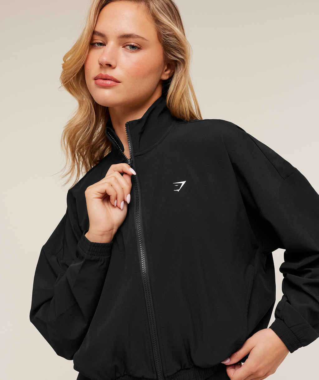 gymshark-training-everyday-woven-jacket-jackets-outerwear-1