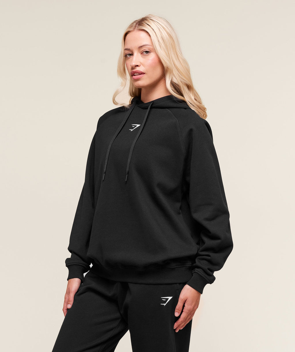 gymshark-training-oversized-fleece-hoodie-black-aw23