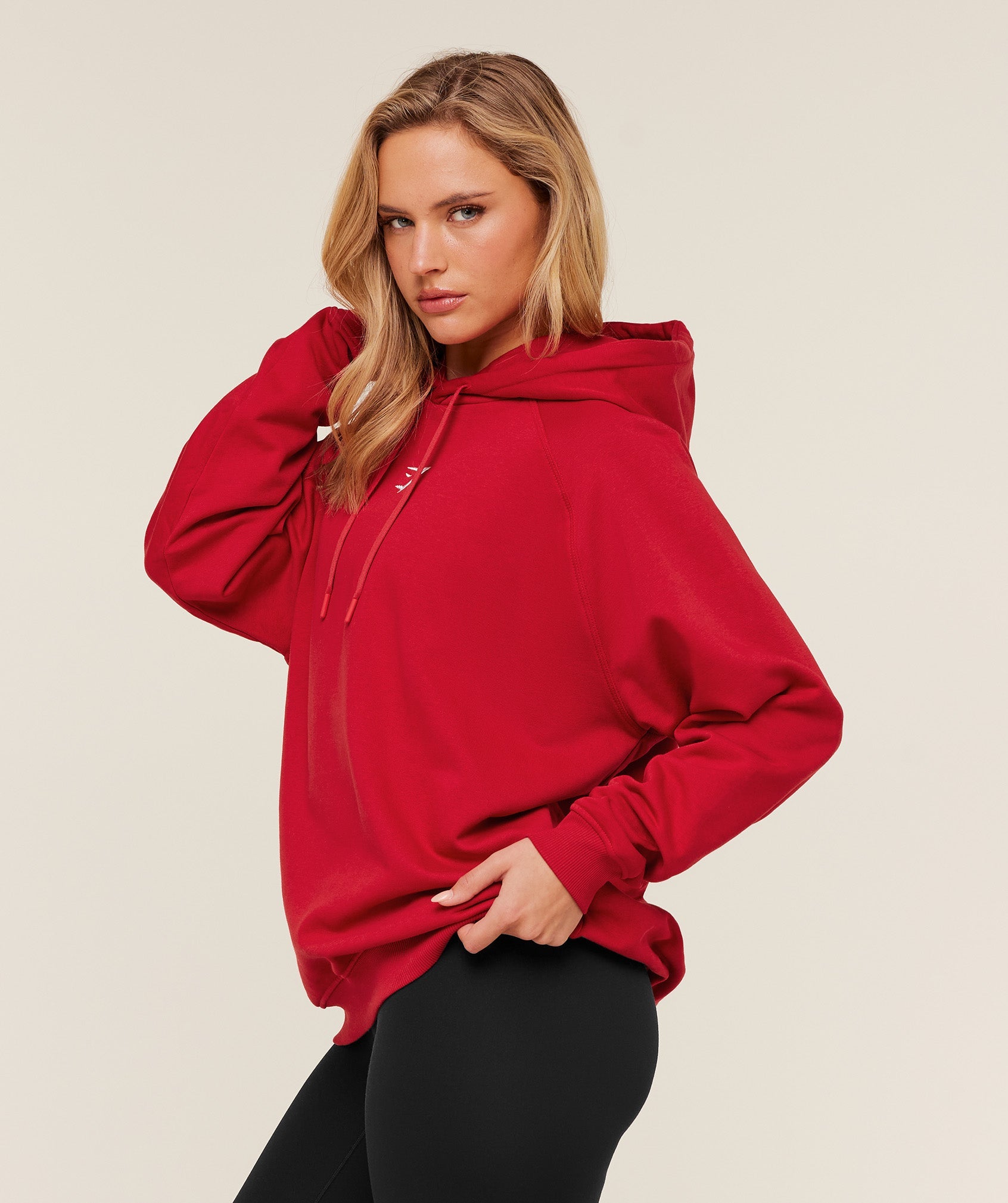 gymshark-training-oversized-fleece-hoodie-pullovers-red-ss26