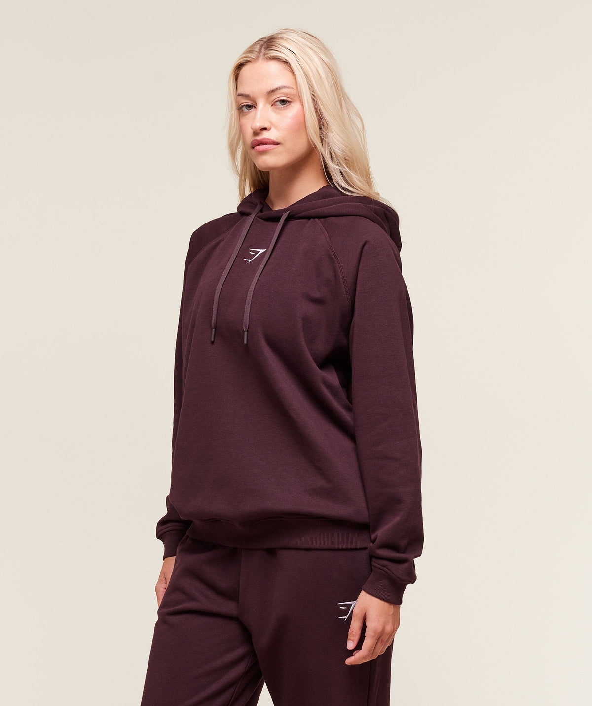 gymshark-training-oversized-fleece-hoodie-pullovers-purple-aw25-1