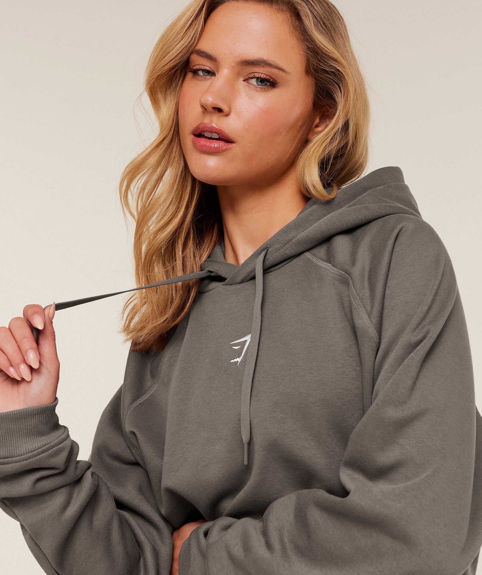 gymshark-training-oversized-fleece-hoodie-pullovers-brown-ss26