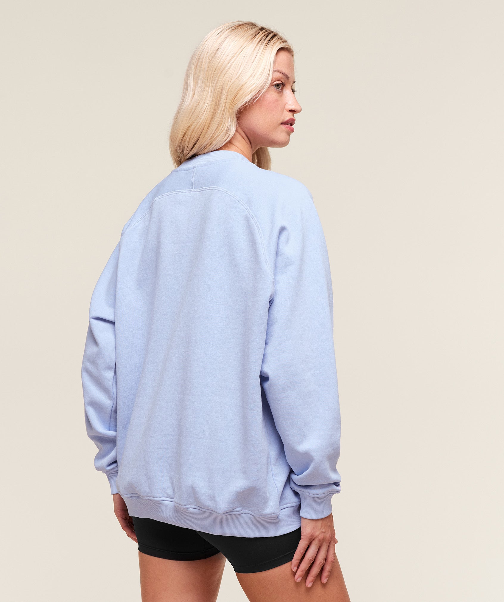 gymshark-training-oversized-fleece-sweatshirt-pullovers-blue-aw25