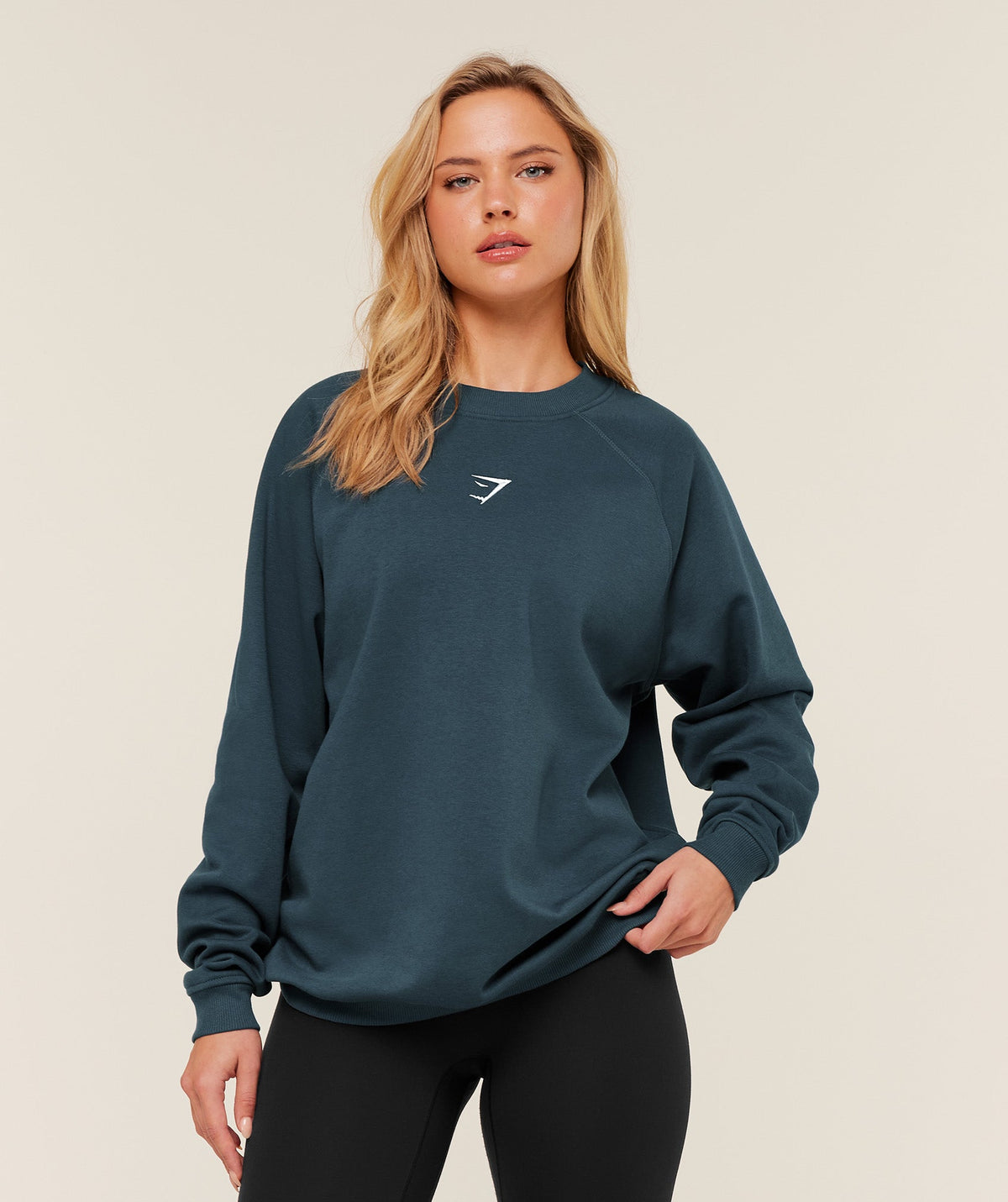 gymshark-training-oversized-fleece-sweatshirt-pullovers-blue-ss26