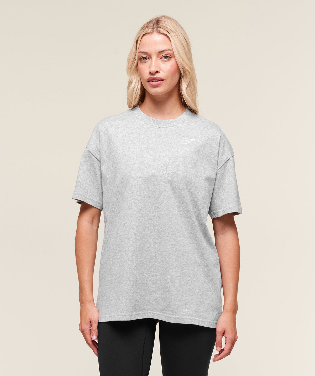 gymshark-training-oversized-t-shirt-light-grey-marl-1
