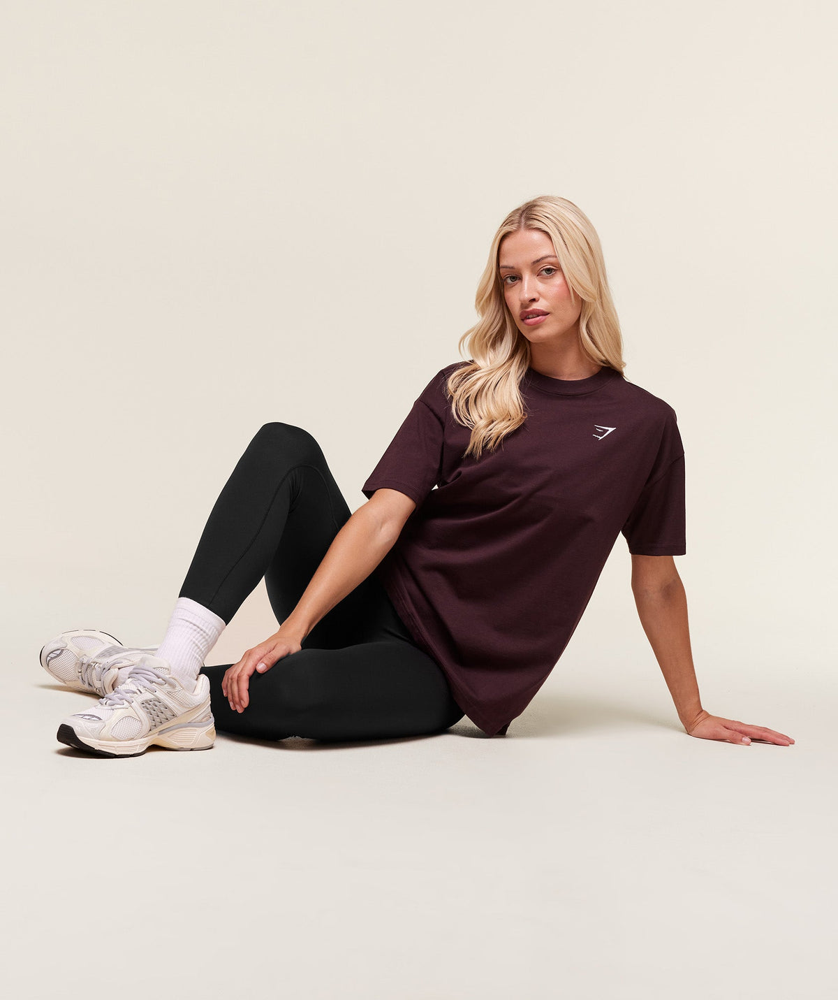 gymshark-training-oversized-t-shirt-ss-tops-purple-aw25
