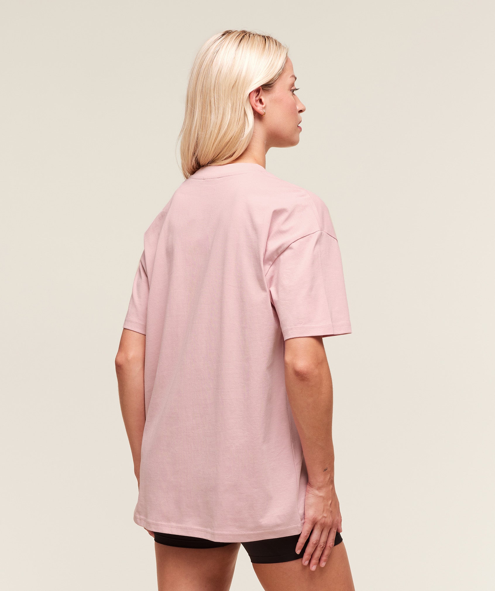 gymshark-training-oversized-t-shirt-ss-tops-pink-aw25
