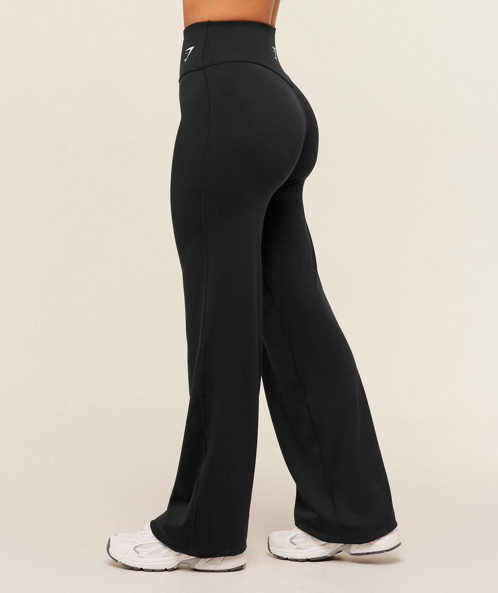 gymshark-training-straight-leg-short-legging-leggings