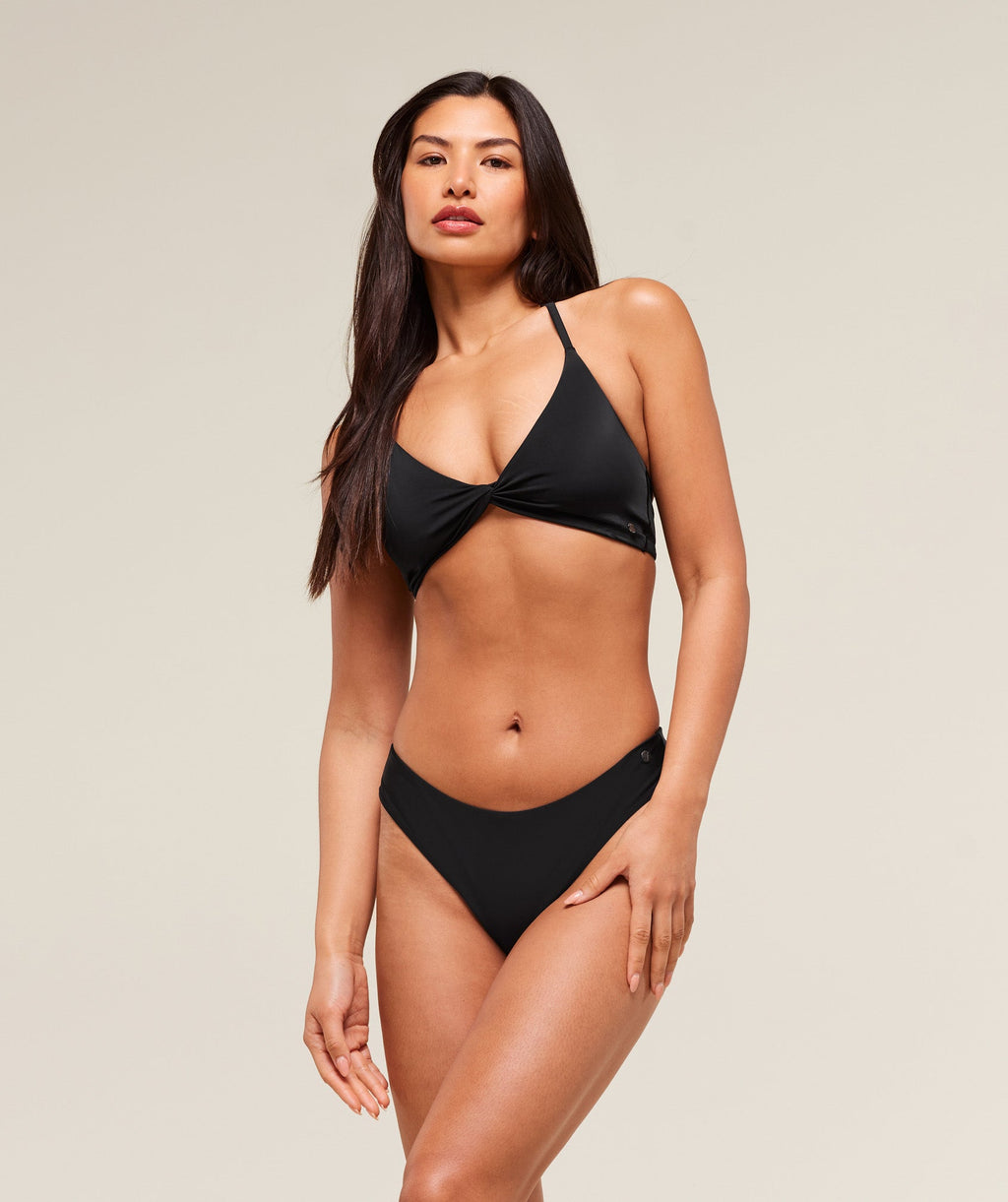 gymshark-twist-front-bikini-top-swimwear-black-ss25