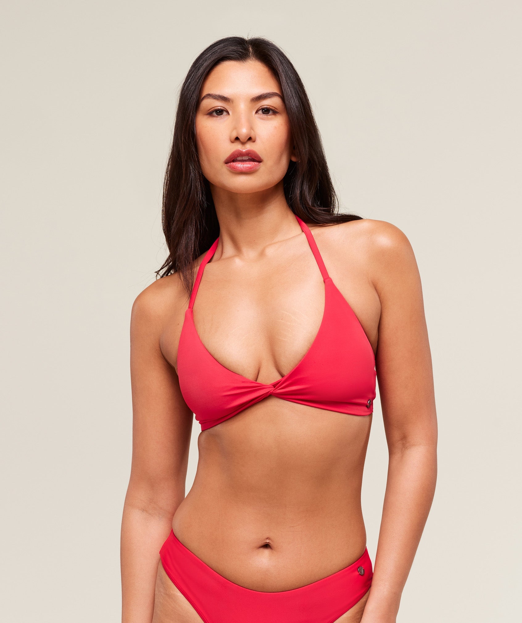 gymshark-twist-front-bikini-top-swimwear-red-ss25