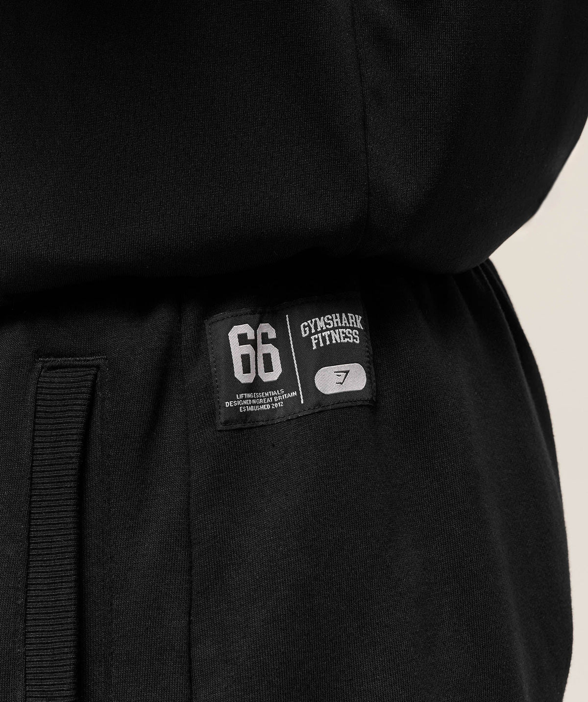gymshark-varsity-oversized-jogger-pants-black-ss25