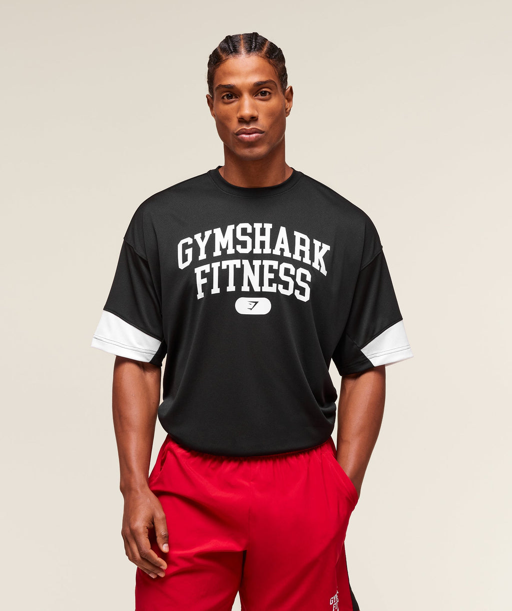gymshark-varsity-oversized-t-shirt-ss-tops-black-ss25