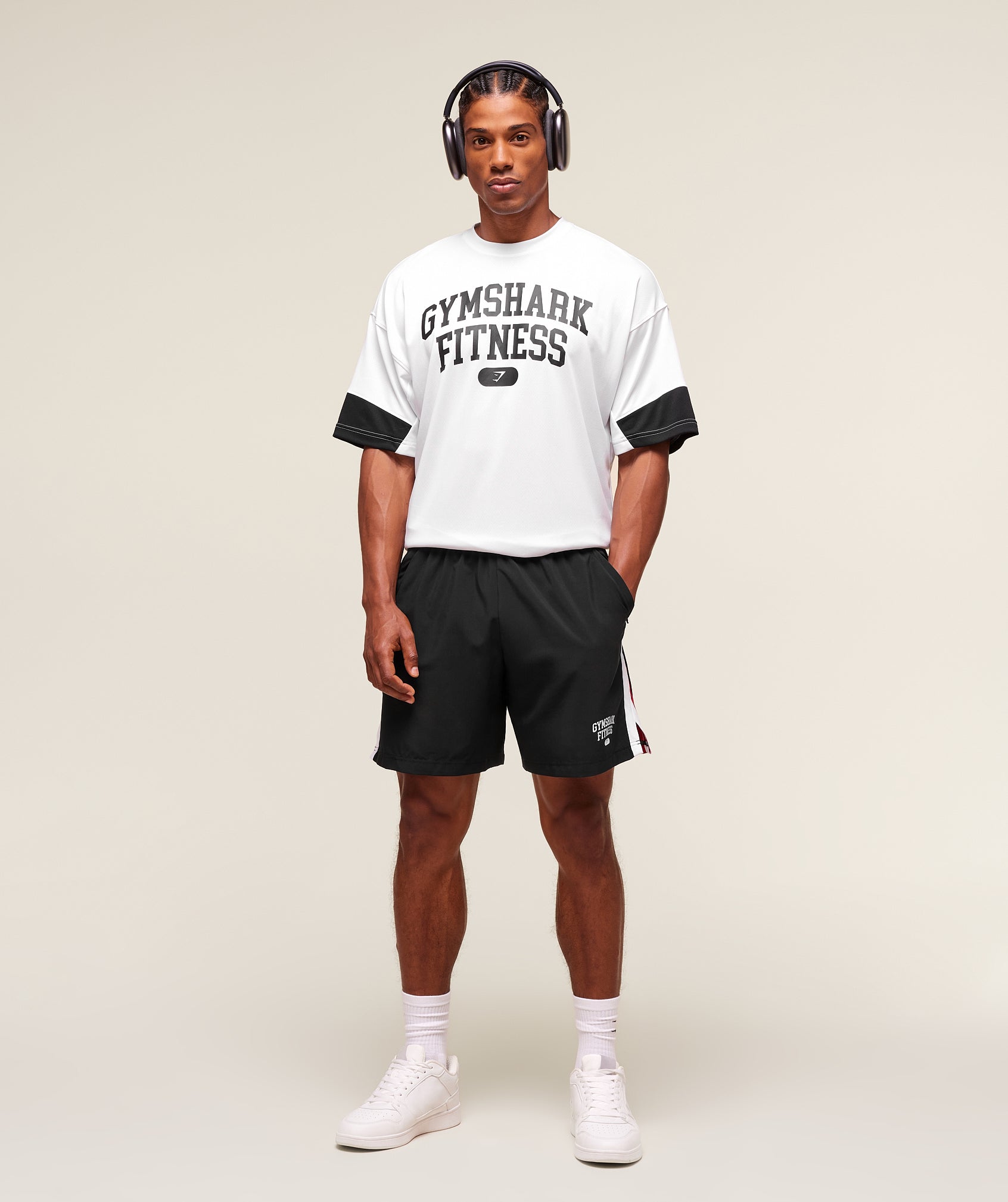 gymshark-varsity-oversized-t-shirt-ss-tops-white-ss25