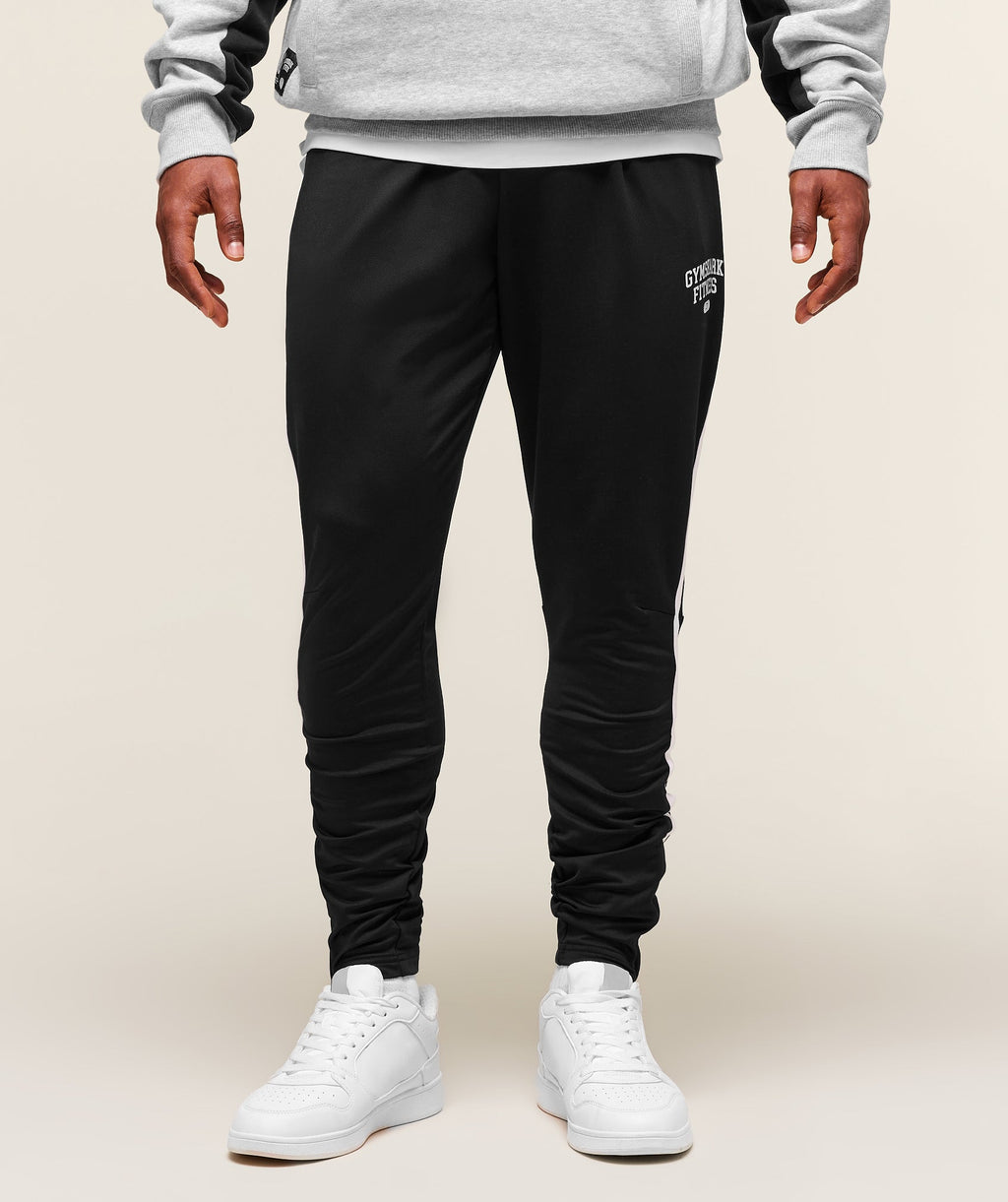 gymshark-varsity-jogger-pants-black-ss25