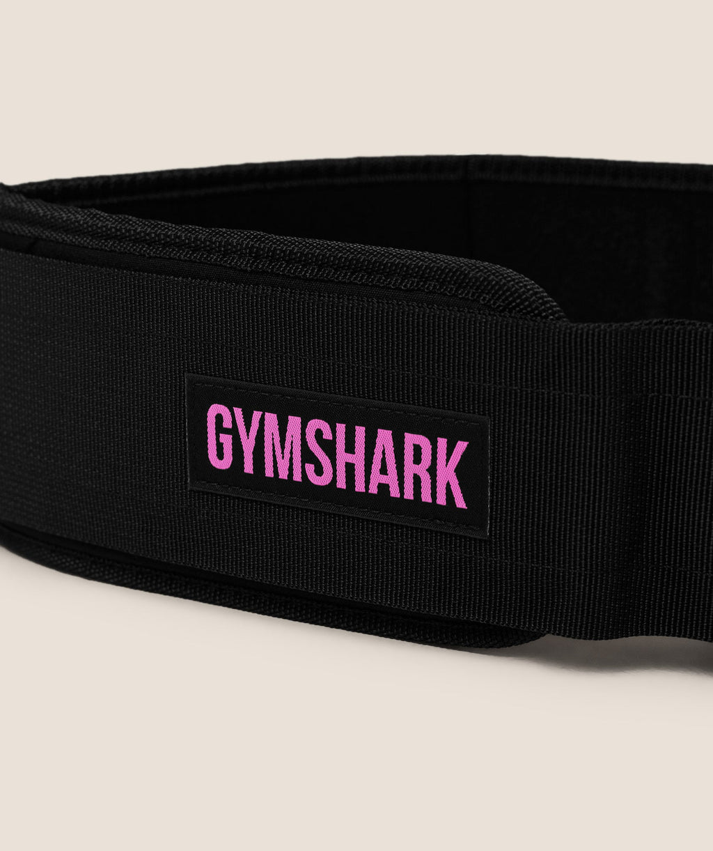 gymshark-velcro-weightlifting-belt-equipment