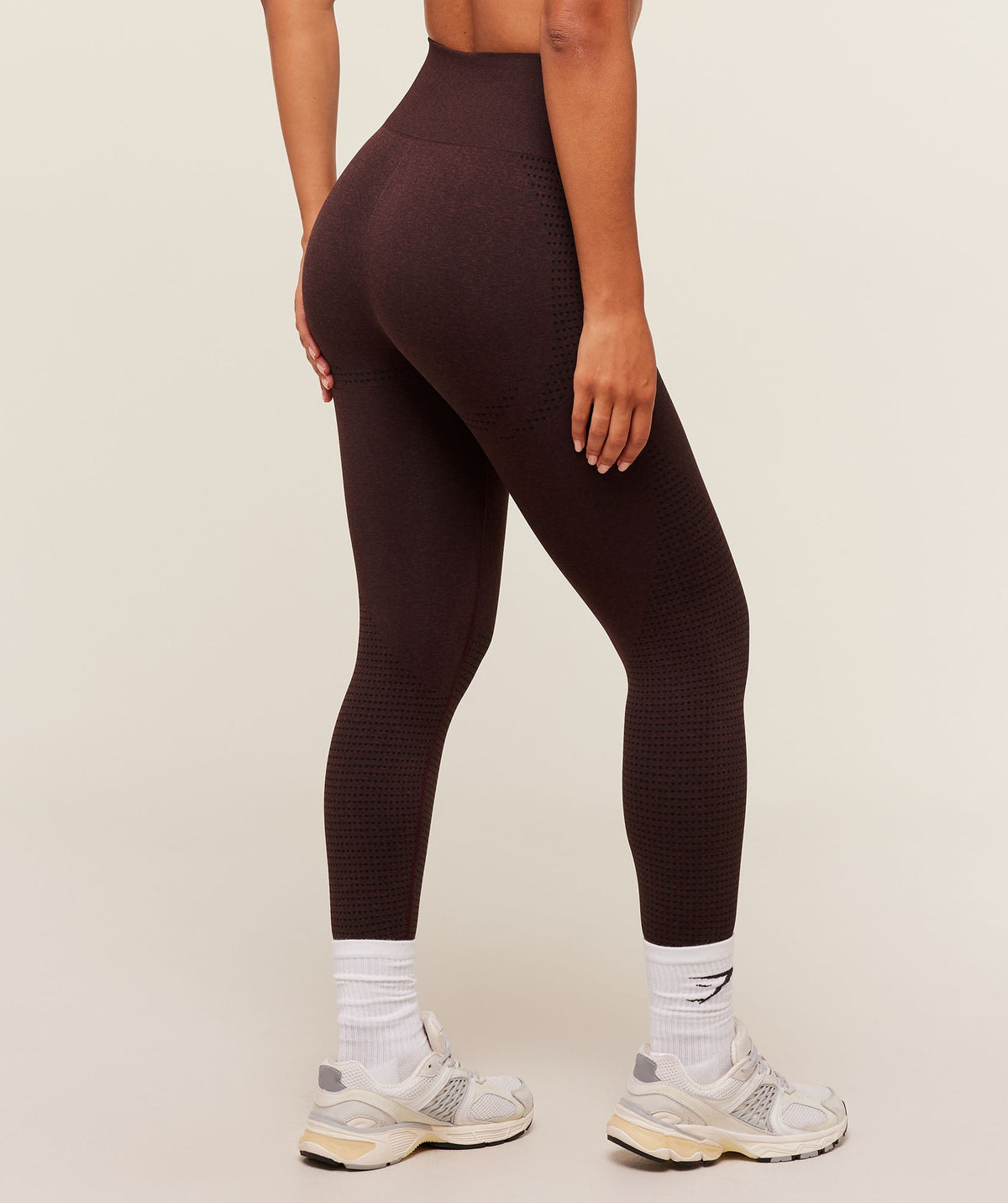gymshark-vital-seamless-2-0-leggings-leggings-brown-aw25-1